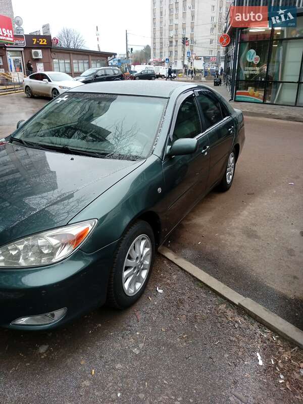 Седан Toyota Camry 2003 в Житомирі