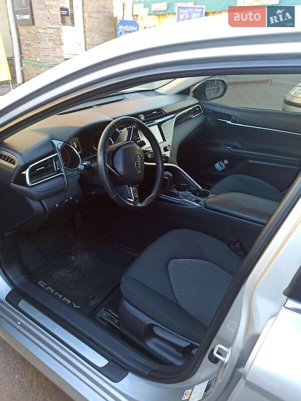 Седан Toyota Camry 2018 в Прилуках фото 23 Седан Toyota Camry 2018 в Прилуках