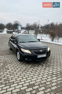 Седан Toyota Camry 2008 в Сваляві