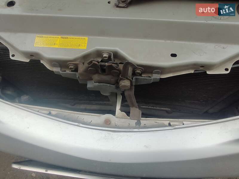 Седан Toyota Camry 2004 в Днепре фото 24 Седан Toyota Camry 2004 в Днепре