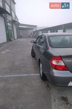 Седан Toyota Camry 2003 в 