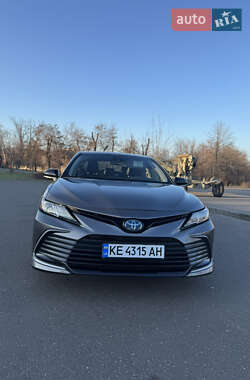 Седан Toyota Camry 2021 в Кривом Роге