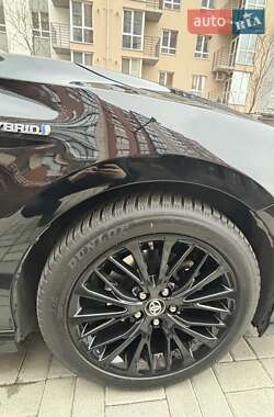 Седан Toyota Camry 2019 в 