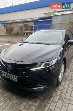 Седан Toyota Camry 2019 в Дніпрі