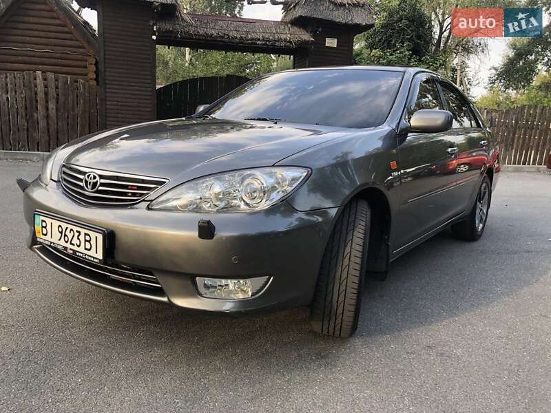 Седан Toyota Camry 2006 в Полтаві