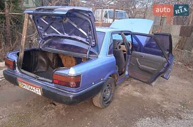 Седан Toyota Camry 1988 в Одесі