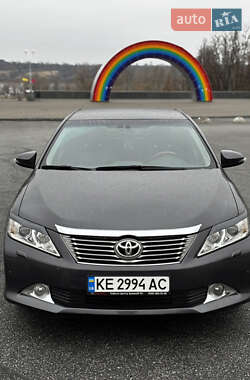 Седан Toyota Camry 2013 в Запоріжжі