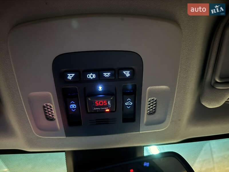 Седан Toyota Camry 2018 в Харкові