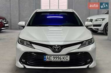 Седан Toyota Camry 2018 в Кам'янському