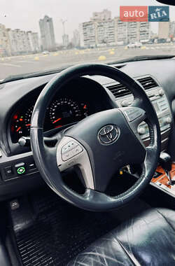 Седан Toyota Camry 2008 в Києві