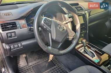 Седан Toyota Camry 2016 в 