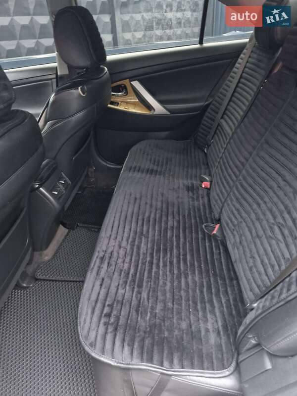 Седан Toyota Camry 2007 в Киеве