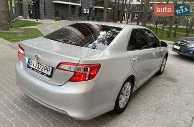 Седан Toyota Camry 2013 в Броварах