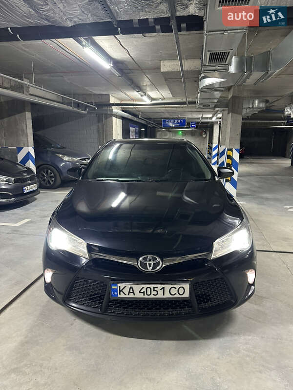 Седан Toyota Camry 2015 в Киеве фото 6 Седан Toyota Camry 2015 в Киеве