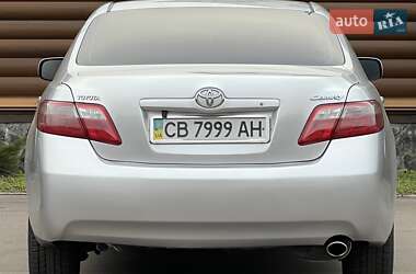 Седан Toyota Camry 2006 в Києві