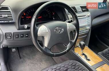 Седан Toyota Camry 2006 в Києві