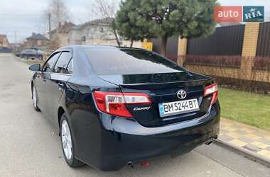 Седан Toyota Camry 2014 в Києві