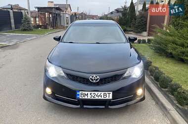 Седан Toyota Camry 2014 в Києві