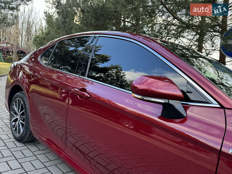 Седан Toyota Camry 2021 в Дрогобыче
