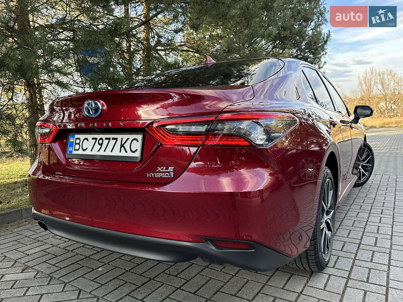 Седан Toyota Camry 2021 в Дрогобыче
