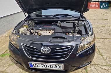 Седан Toyota Camry 2007 в 