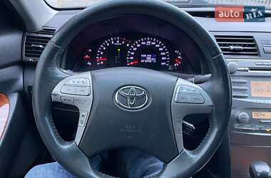 Седан Toyota Camry 2011 в 