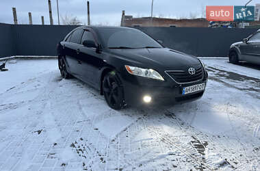 Седан Toyota Camry 2006 в Ровно