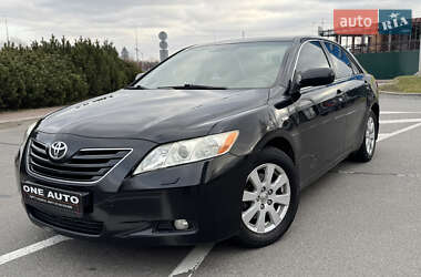 Седан Toyota Camry 2008 в Києві