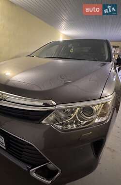 Седан Toyota Camry 2016 в 