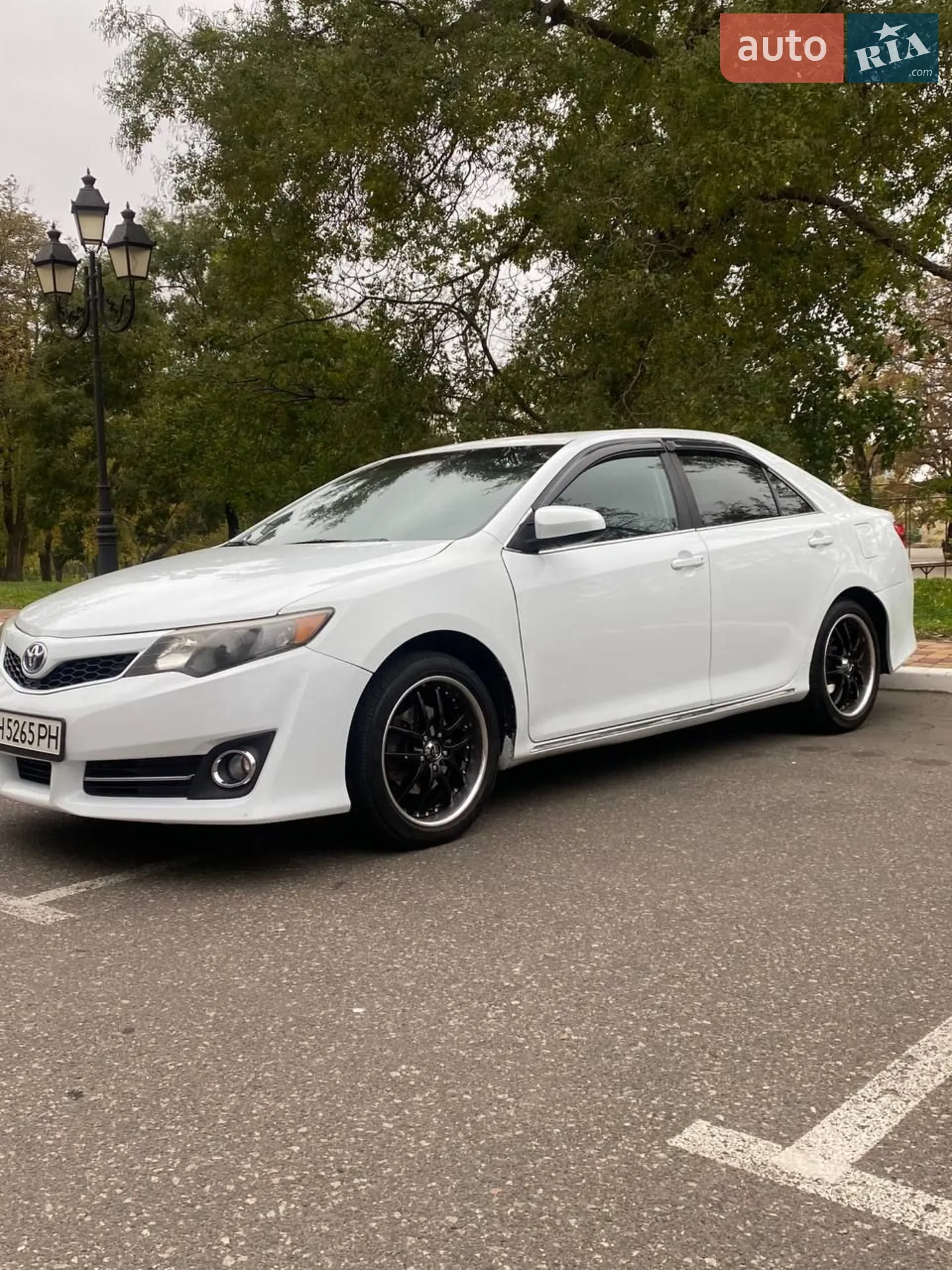 2011 Toyota Camry - мініатюра 4