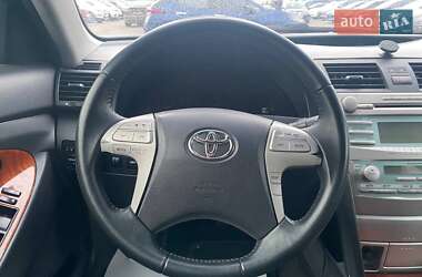 Седан Toyota Camry 2008 в Дніпрі