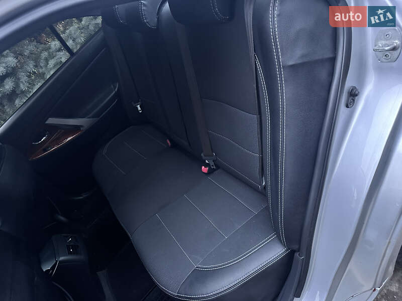 Седан Toyota Camry 2008 в Мукачевому