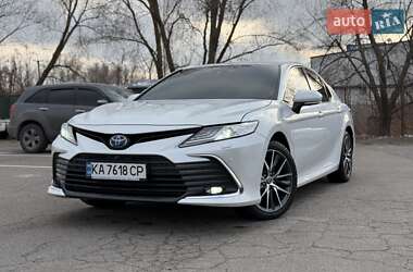 Седан Toyota Camry 2021 в Києві