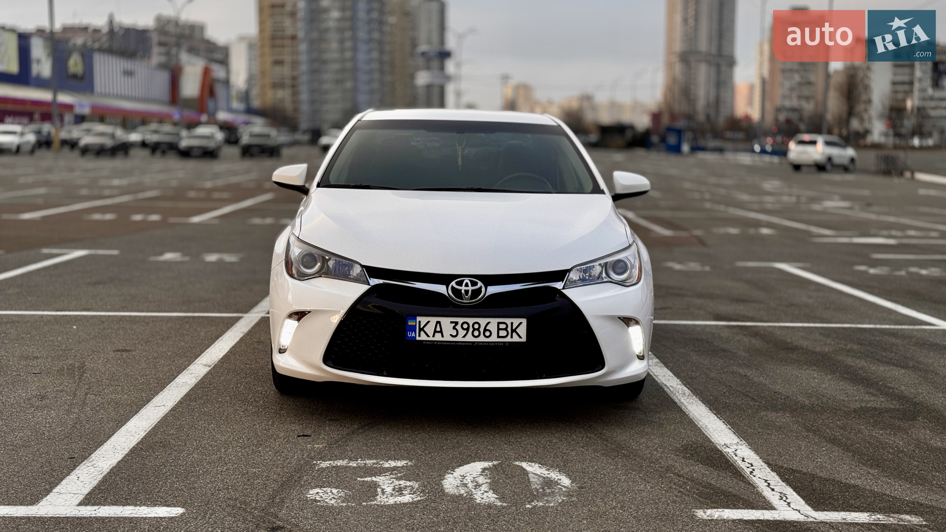 2017 Toyota Camry - мініатюра 2
