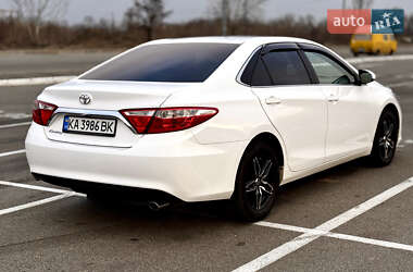 Седан Toyota Camry 2017 в Києві