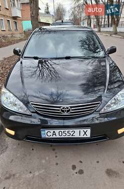 Седан Toyota Camry 2004 в Глухові