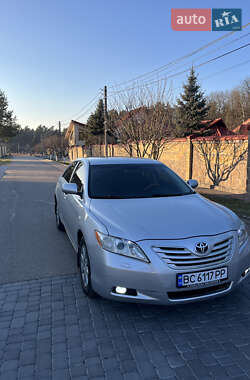 Седан Toyota Camry 2008 в Львові