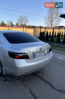 Седан Toyota Camry 2008 в Львові