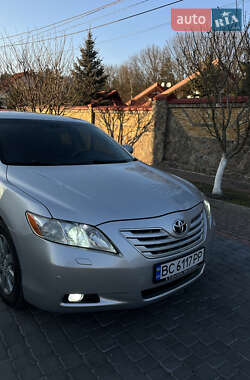 Седан Toyota Camry 2008 в Львові