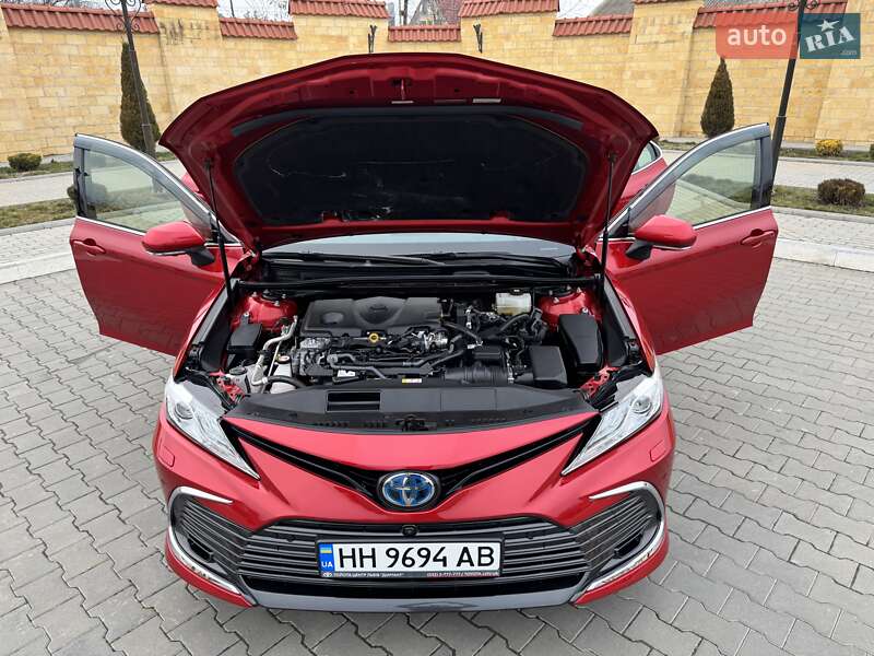 Седан Toyota Camry 2022 в Измаиле