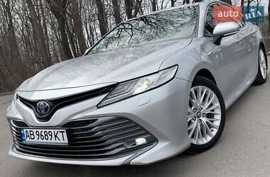 Седан Toyota Camry 2019 в Вінниці