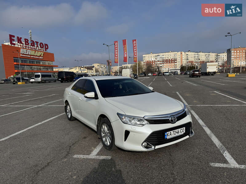 Седан Toyota Camry 2015 в Черновцах фото 3 Седан Toyota Camry 2015 в Черновцах