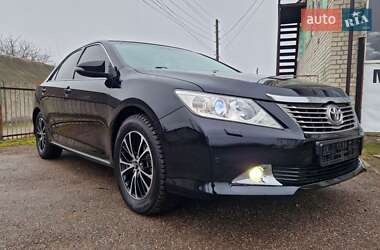 Седан Toyota Camry 2014 в Смеле