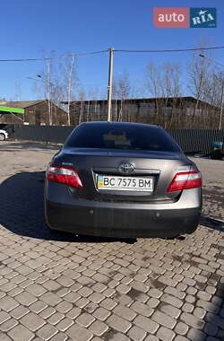 Седан Toyota Camry 2009 в Червонограді