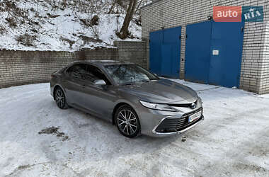 Седан Toyota Camry 2022 в Харькове