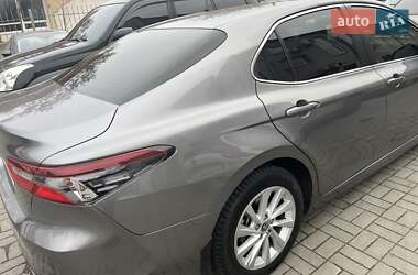 Седан Toyota Camry 2021 в 