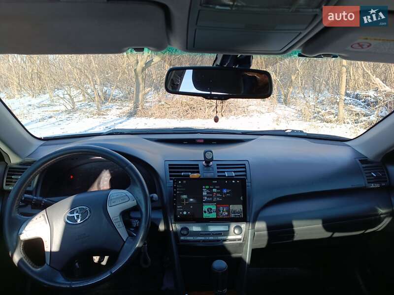 Седан Toyota Camry 2009 в Глобиному