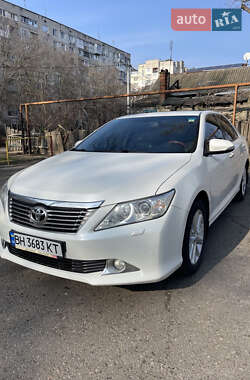 Седан Toyota Camry 2013 в Одессе