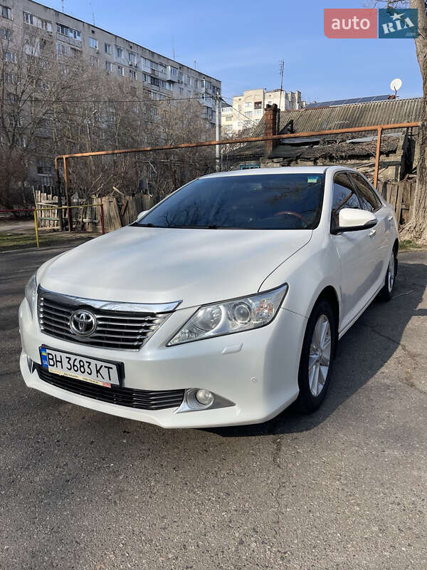 Седан Toyota Camry 2013 в Одессе