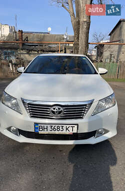 Седан Toyota Camry 2013 в Одессе